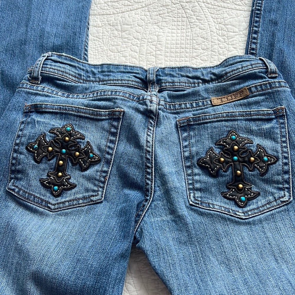 Cowgirl Tuff jeans length 35 inches